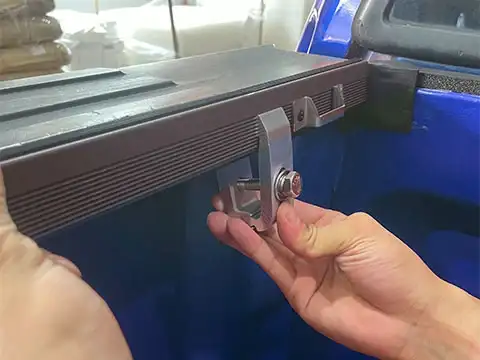 Low Profile Hard Quad Fold Tonneau Cover For Toyota