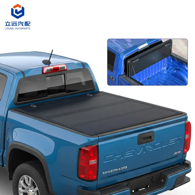 Couvre-tonneau rigide à profil bas et pliable en quatre pour Cheverolet